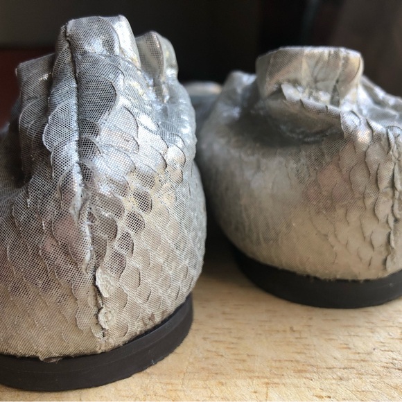 Tory Burch Silver Leather Ballet Flats - Picture 5 of 5